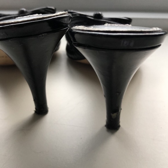 White House Black Market WHBM LANA HEELS BOW TIE - Picture 3 of 7